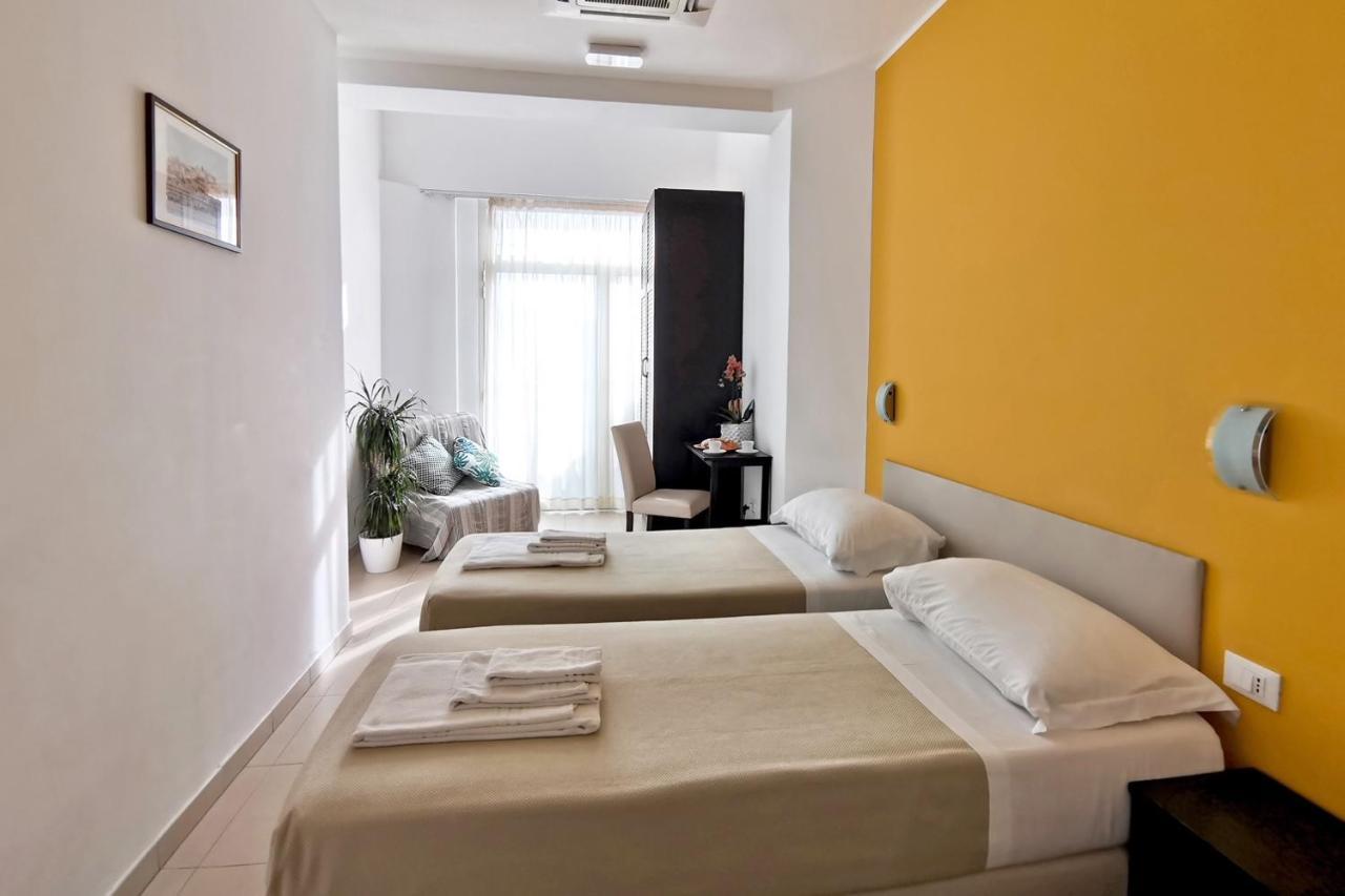 Hotel Poetto กาญารี ภายนอก รูปภาพ